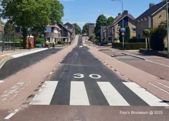 Glanzende Fietsroute: Afwerking Wilhelminastraat Nadert Voltooiing
