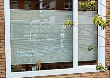 Zomer van poëzie in je straat