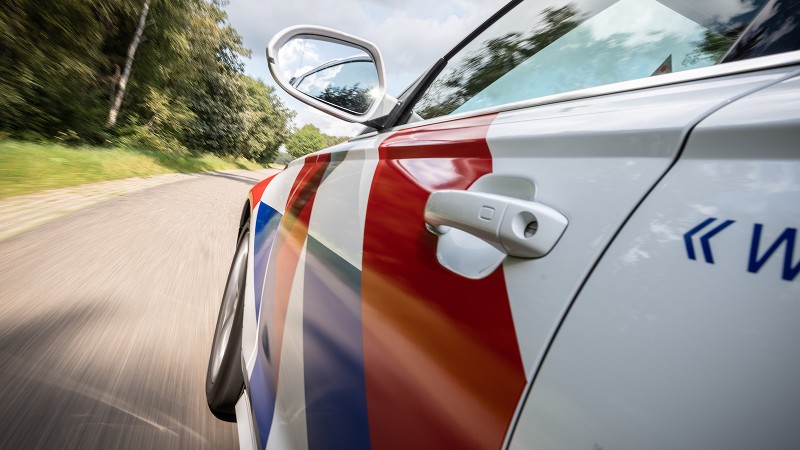 Verdachte aangehouden na opzettelijk aanrijden meerdere politieauto’s