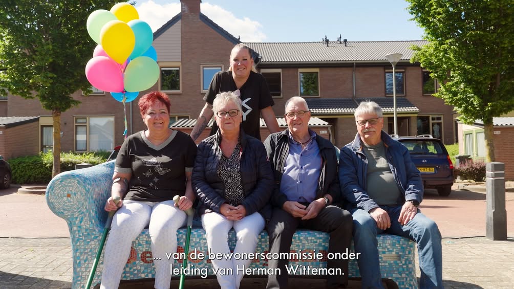 Brunssum Bloeit: Eerste Social Sofa Verrijkt De Rozengaard