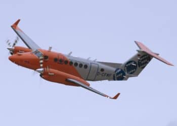 Kalibratie van Instrumentlandingssysteem op NAVO-basis Geilenkirchen