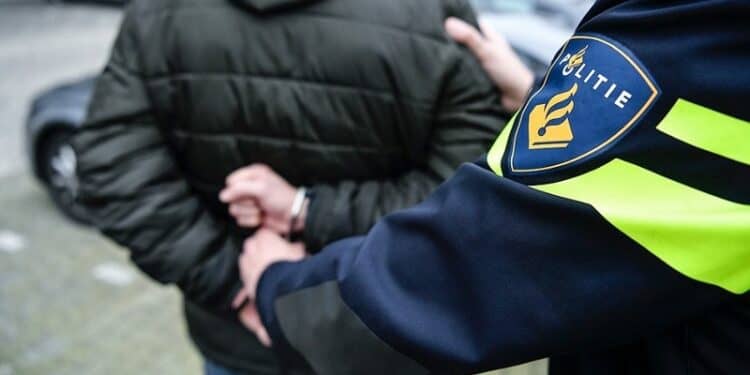 Explosies in Limburg: Invallen leiden tot arrestaties en inbeslagname