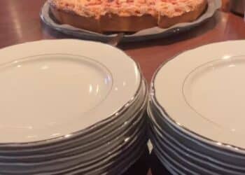 Bewoners Meezenbroek Lopen Samen met Wethouder Peters