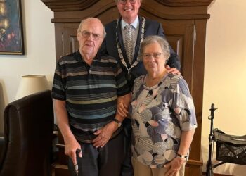 Diamanten bruiloft van meneer en mevrouw Raven-van Loo