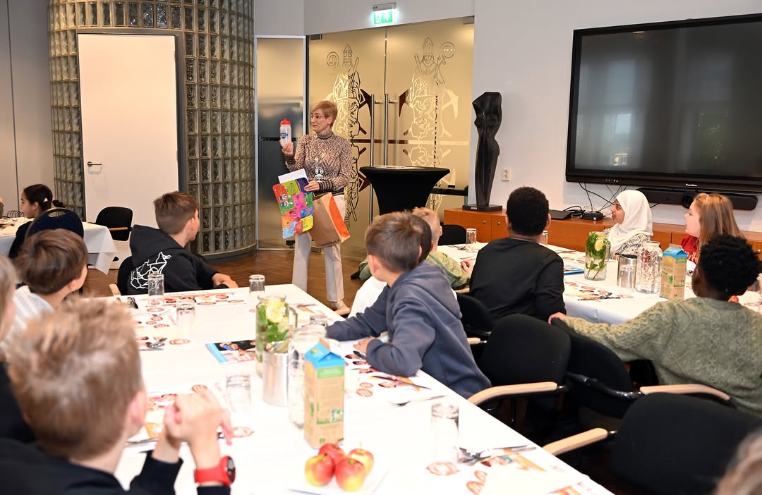 Leerlingen Ontbijten Met De Burgemeester