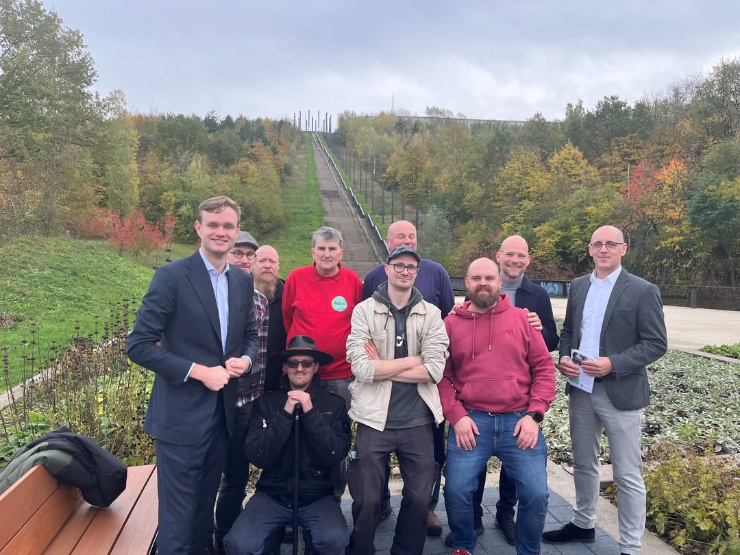 Parkstadroute Krijgt Feestelijk Nieuwe Rustplekken