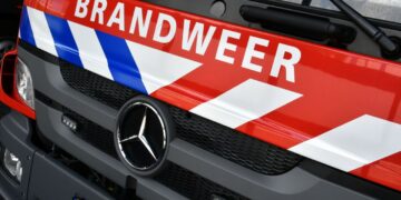 Auto in brand op de Parkweg in Heerlen