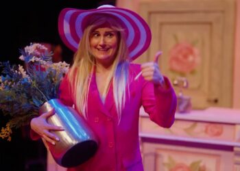 Trailer Hotel vol Liefde