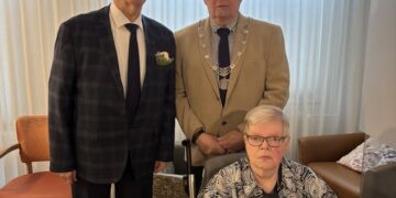 Drie Bruidsparen Vieren 60 Jaar Getrouwd