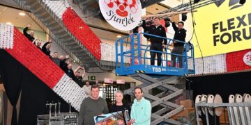 Primeur in Kerkrade: 1e Overdekte Carnavalsoptocht in de Euregio