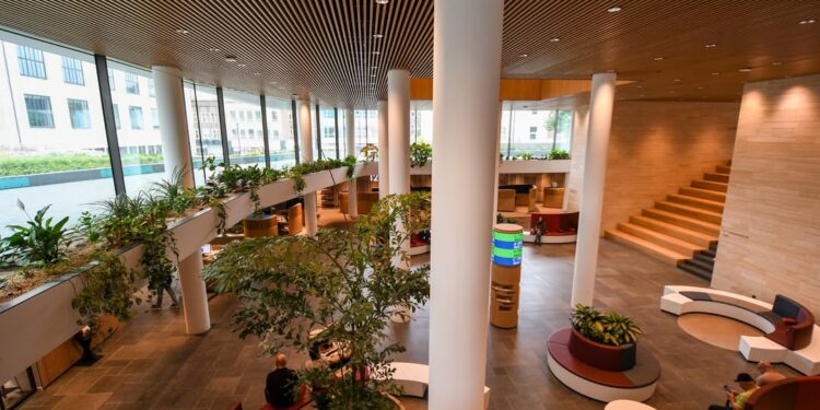 Gemeente Heerlen opent voor het eerst op zaterdag