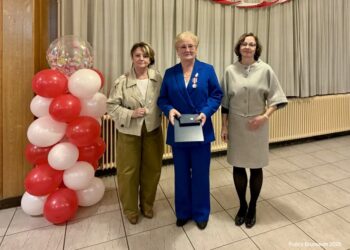 Poolse Ambassade reikt Ere-insigne uit