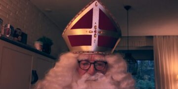 Sinterklaas kondigt een sprankelende verrassing aan