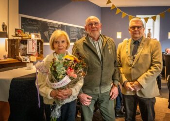 Koninklijke onderscheiding voor Leon Petit