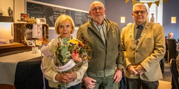 Koninklijke onderscheiding voor Leon Petit