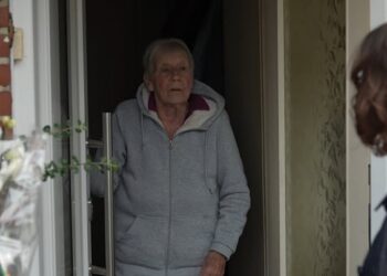 Bloemen voor eenzame ouderen