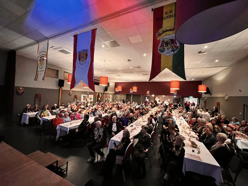 Burgerlust Op Bezoek Bij Seniorencarnaval In Bleijerheide