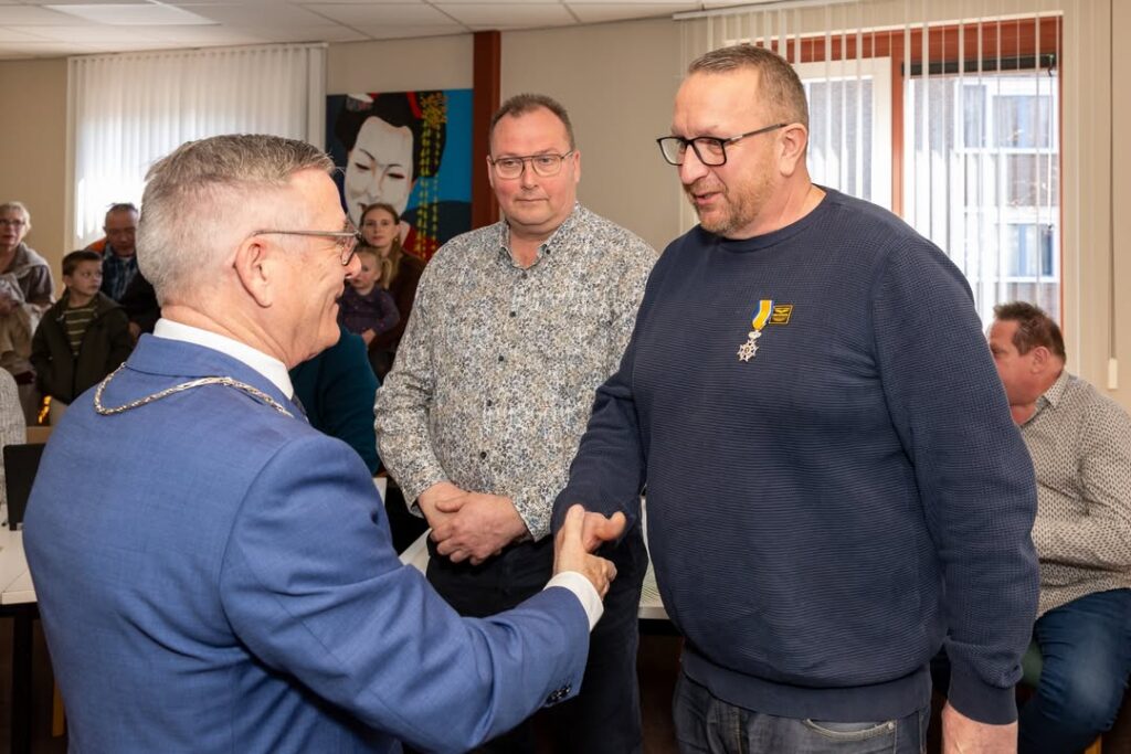 Koninklijke onderscheiding voor Richard van Elburg